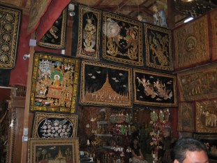 153_gold thread tapestries