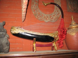 154_burmese harp