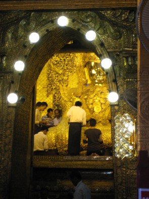 166_Maha Myat Muni Buddha