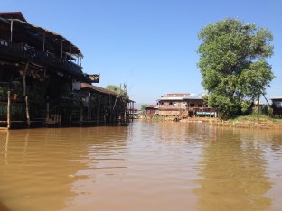 139b_negoiating the creek