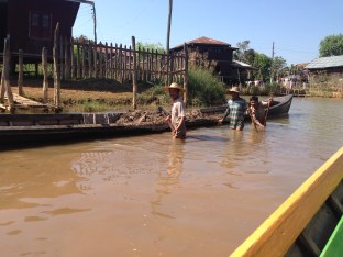 139e_negoiating the creek