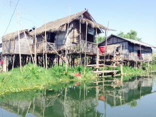 189f_floating villages & gardens