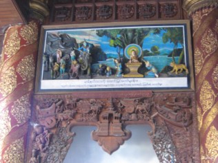 038_Buddha under the bodhi tree