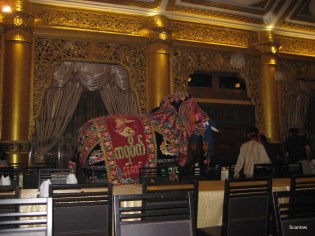 097_Burmese entertainment