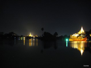 098_Karaweik palace & Shwedagon pagoda